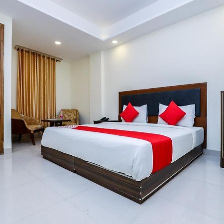Hotel Moreton Igi Airport New Delhi Extérieur photo